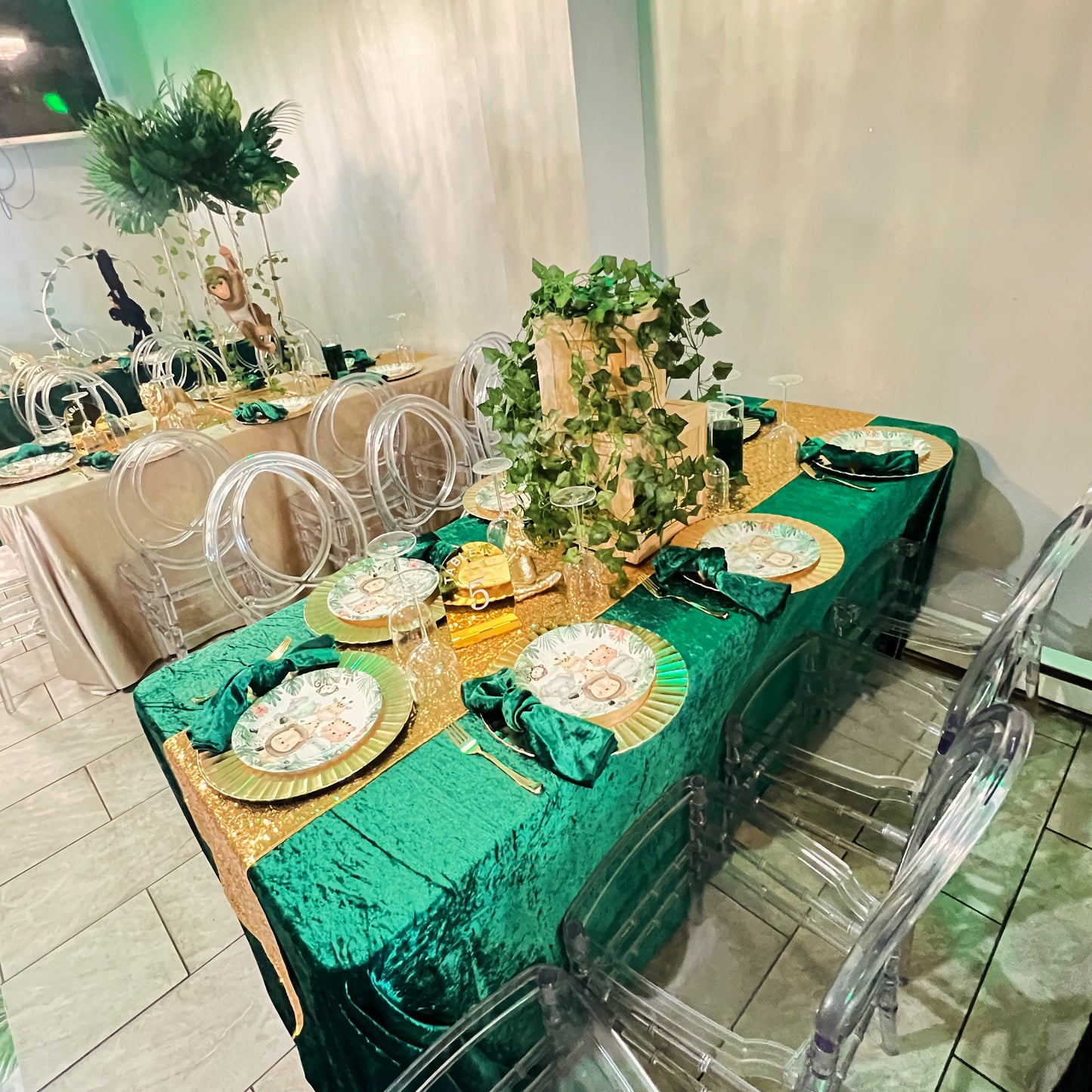 Velvet Tablecloth Green